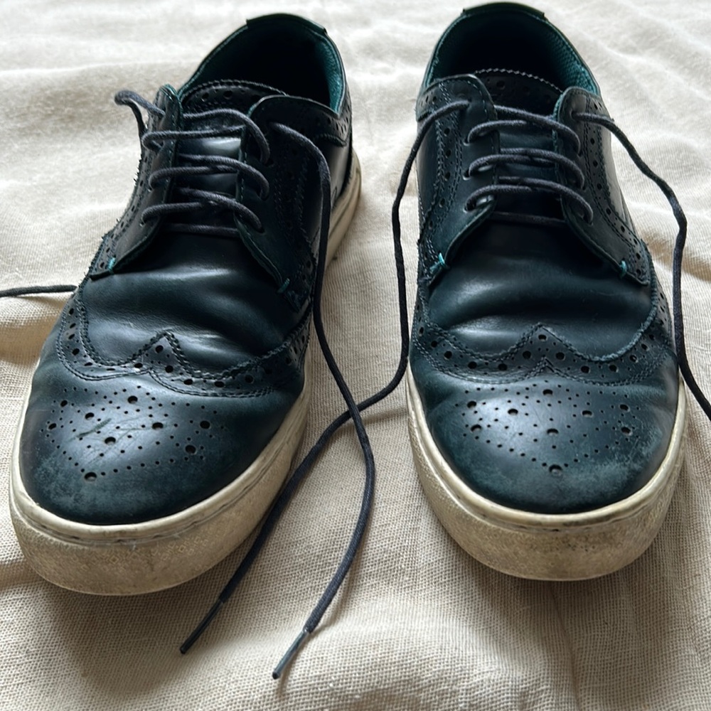 Ted Baker London navy blue lace up oxford fashion sneaker style sz 9